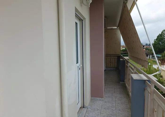 Rea\'S House Vrachati
